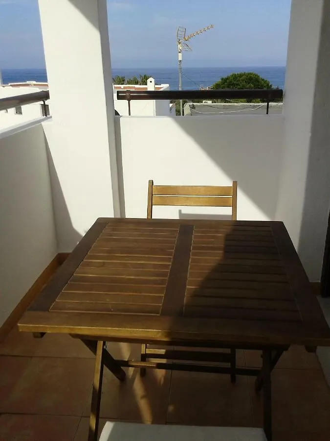 Frente al Mediterráneo en Carboneras 0*,  España