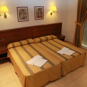 Tio Felipe Hotel